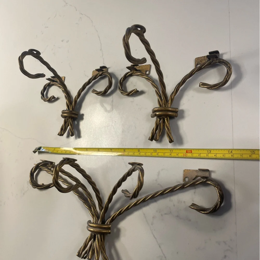 Vtg Gold/Brass Twisted Rope Metal Shelf Bracket Wall Decor Hollywood Regency